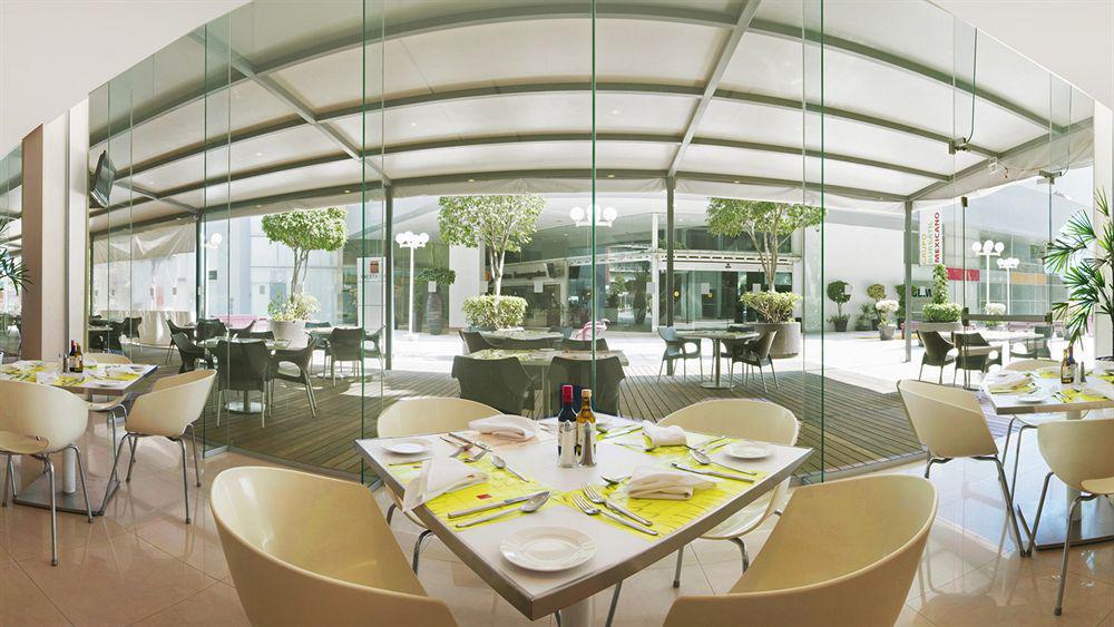 Fiesta Inn Insurgentes Sur Mexico by Restaurant bilde